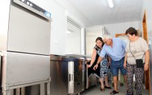 Revisando equipamientos comedor El Siscar