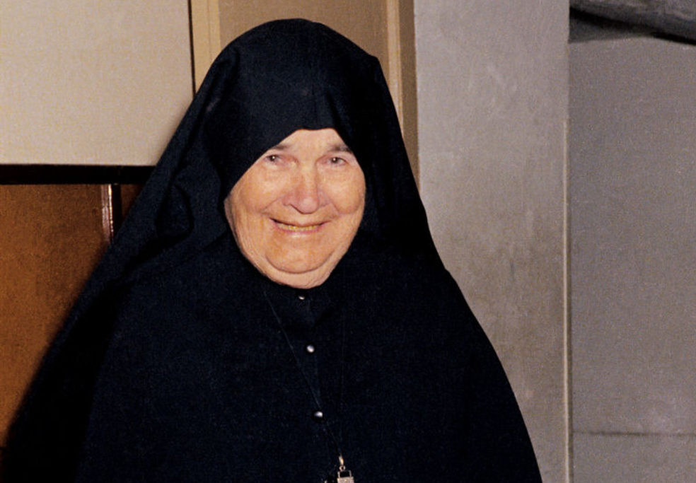 Madre Esperanza01